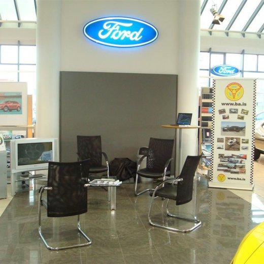 crop-18.04.229_002__large_