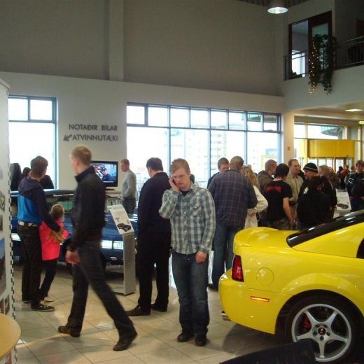 crop-18.04.229_075__large_