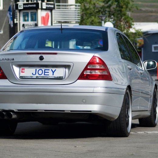 crop-3881974275_b4b9d79531_o