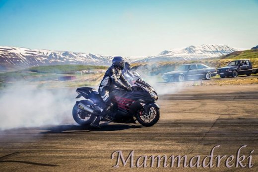 13312894_1055345517884349_7732673141171040595_n