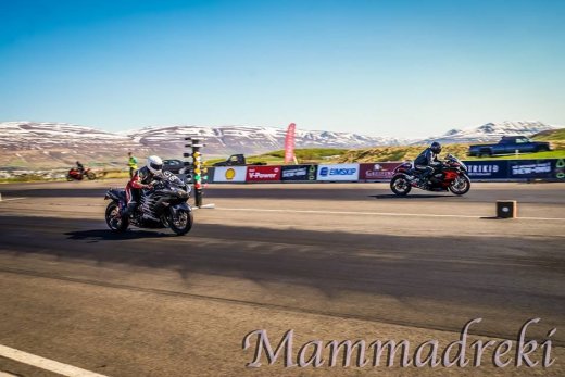 13319711_1055345491217685_1127376482799625596_n