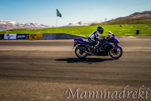 13319811_1055345487884352_5862335744799646989_n