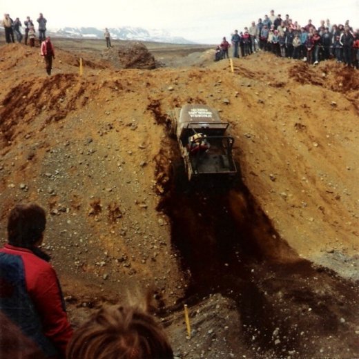 crop-akureyri_1981_004