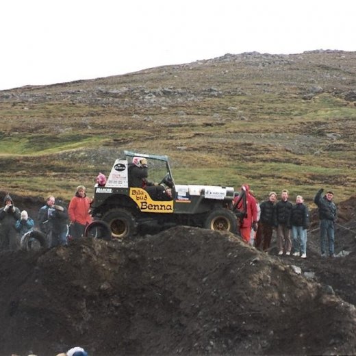 crop-ak_1989_016__large_