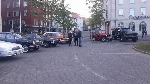 13315458_651285421689452_171546752431054112_n