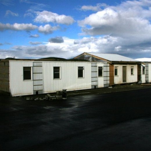 crop-08.10.2011_003__large_