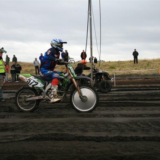 crop-05.09.2009_961__large_