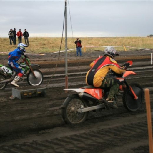 crop-05.09.2009_965__large_