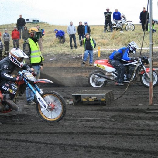 crop-05.09.2009_982__large_