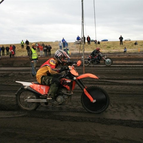 crop-05.09.2009_969__large_