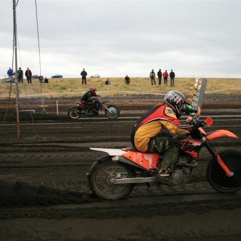 crop-05.09.2009_970__large_