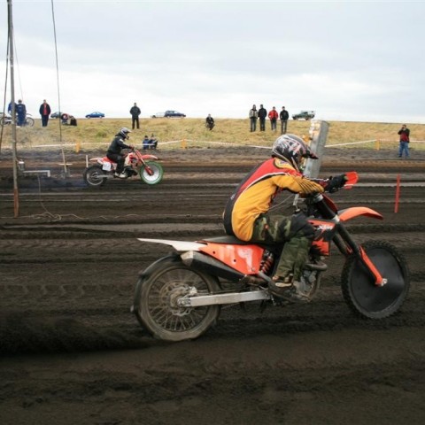 crop-05.09.2009_974__large_