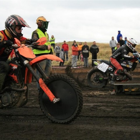 crop-05.09.2009_976__large_