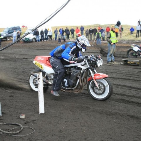 crop-05.09.2009_989__large_