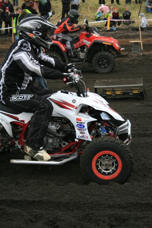 05.09.2009_882__large_