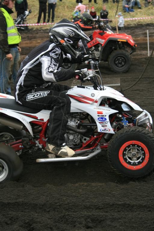 05.09.2009_884__large_