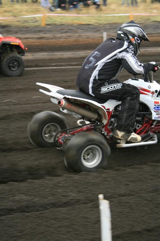 05.09.2009_890__large_