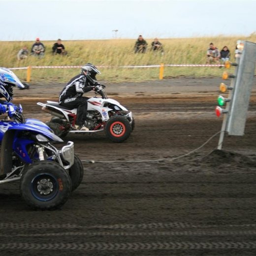 crop-05.09.2009_280__large_