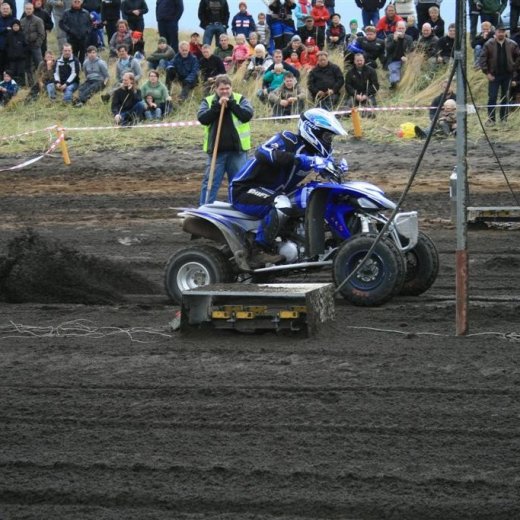 crop-05.09.2009_607__large_