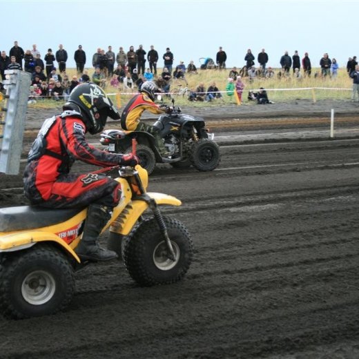 crop-05.09.2009_613__large_