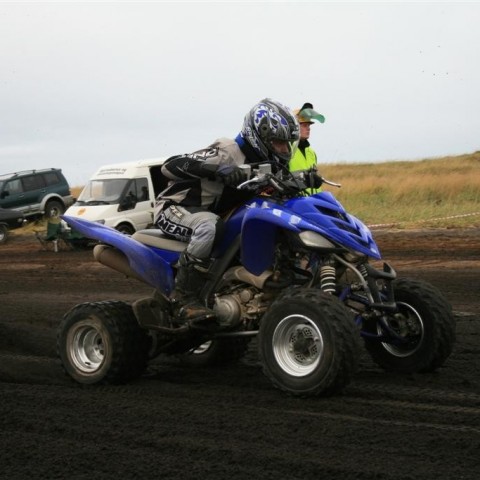 crop-05.09.2009_281__large_