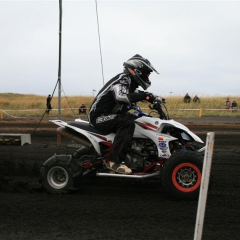 crop-05.09.2009_288__large_