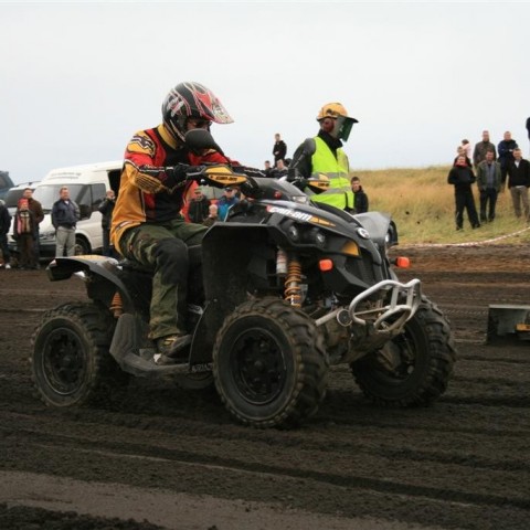 crop-05.09.2009_493__large_