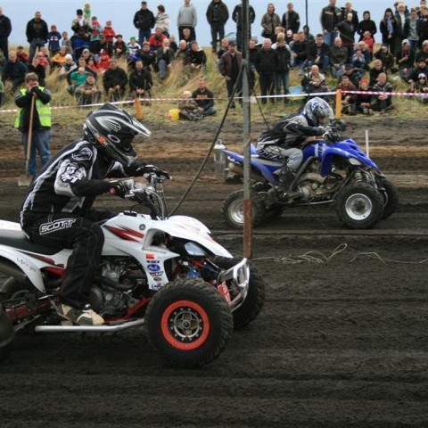 crop-05.09.2009_604__large_