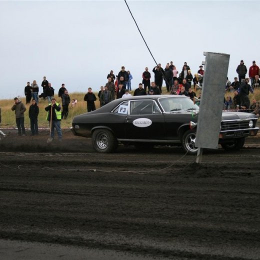 crop-05.09.2009_506__large_