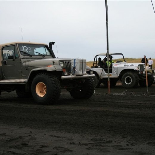 crop-05.09.2009_321__large_