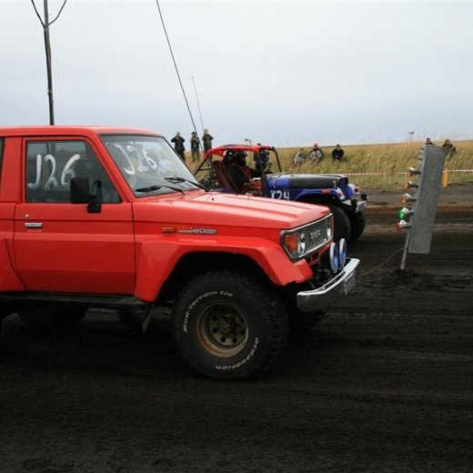 crop-05.09.2009_326__large_