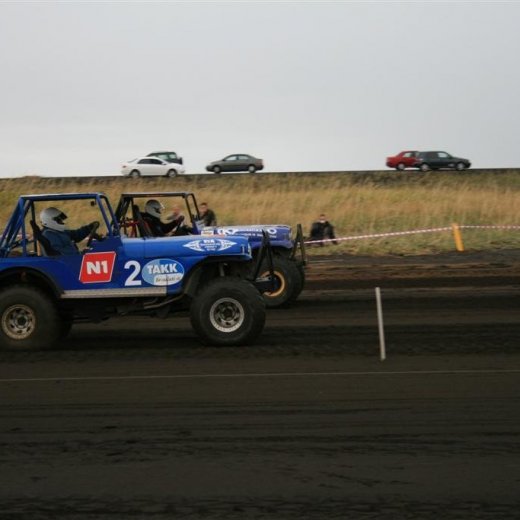 crop-05.09.2009_917__large_