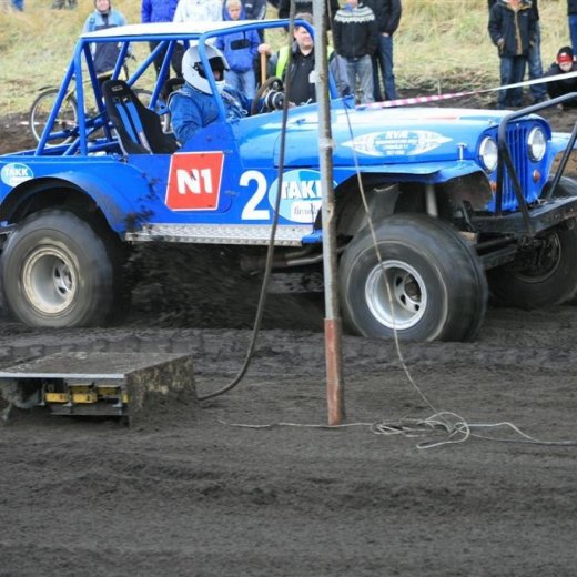 crop-05.09.2009_919__large_