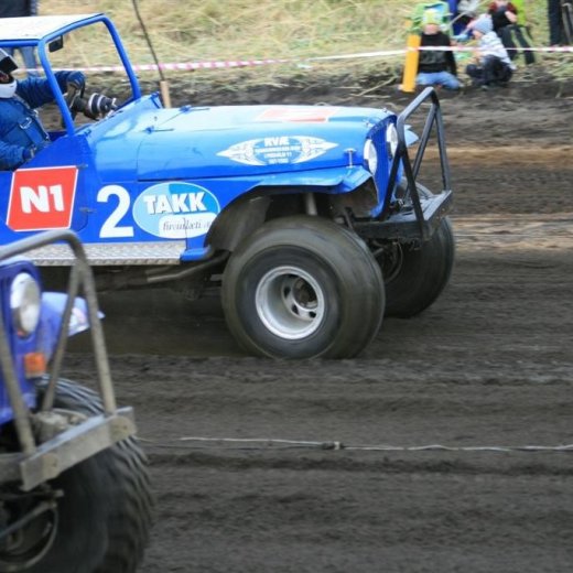 crop-05.09.2009_921__large_