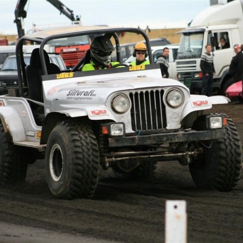 crop-05.09.2009_517__large_