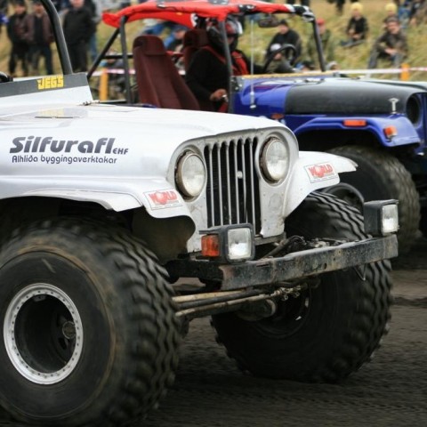 crop-05.09.2009_519__large_