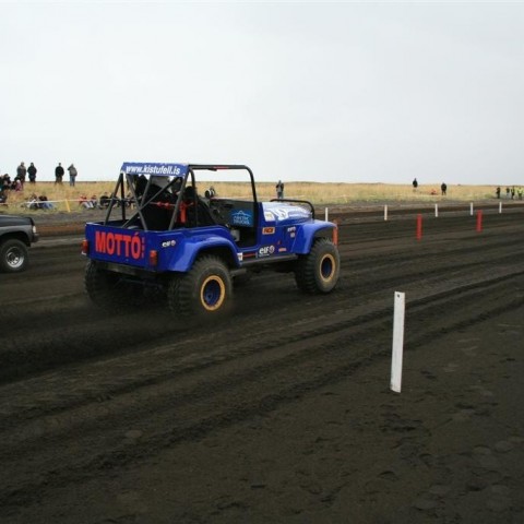 crop-05.09.2009_770__large_