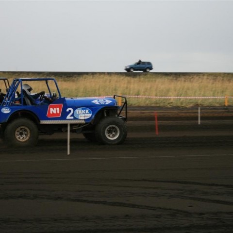 crop-05.09.2009_926__large_