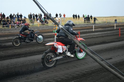 05.09.2009_737__large_