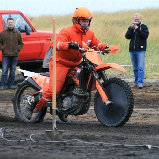 crop-05.09.2009_254__large_