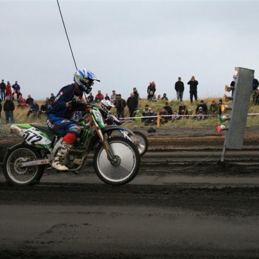 crop-05.09.2009_468__large_