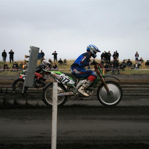 crop-05.09.2009_469__large_