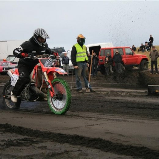 crop-05.09.2009_473__large_