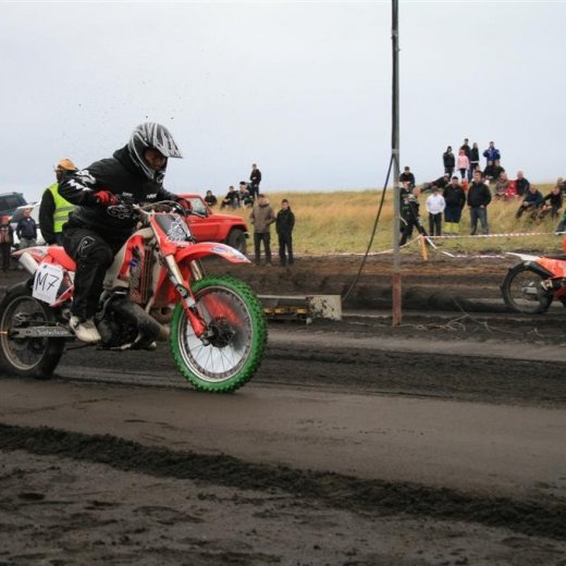 crop-05.09.2009_474__large_