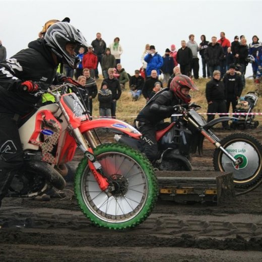 crop-05.09.2009_811__large_