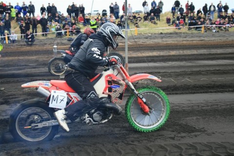 05.09.2009_735__large_