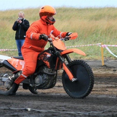 crop-05.09.2009_255__large_