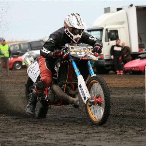 crop-05.09.2009_260__large_