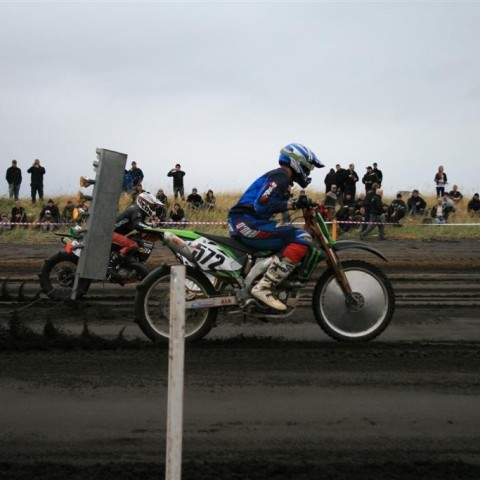 crop-05.09.2009_469__large_