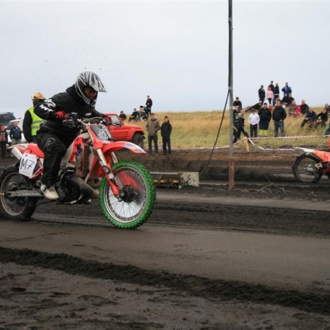 crop-05.09.2009_474__large_